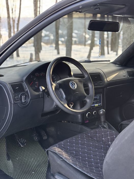 Продам Volkswagen Golf