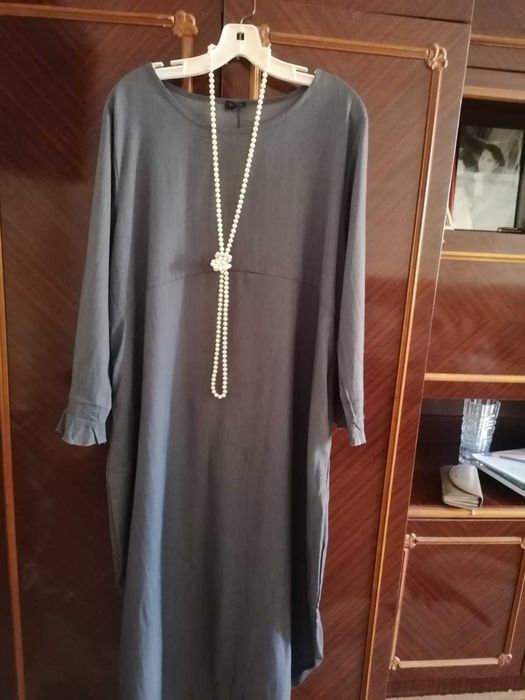 Продам  нову  сукню.