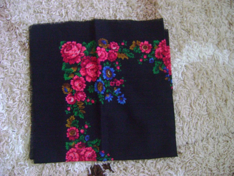 шерстяные платки новые, платки суконные ссср 100х100см б/у