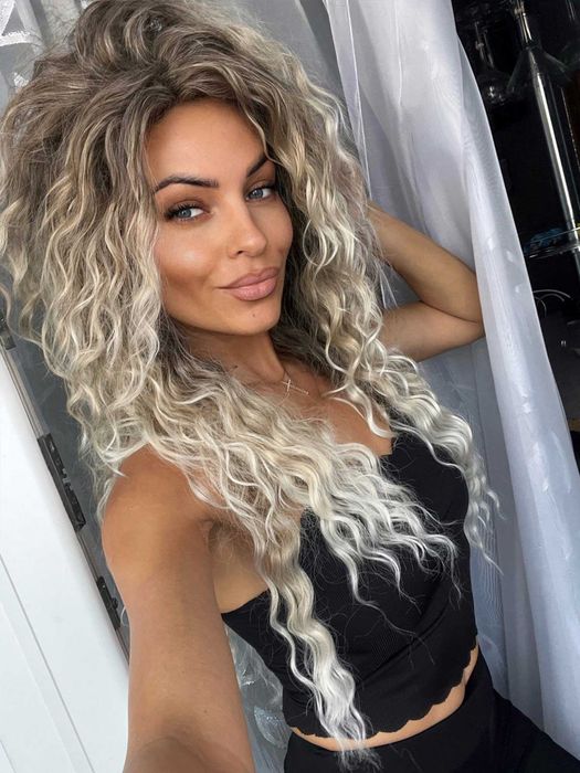 Peruka blond smokey popielaty afro loki kręcone włosy długie włosy