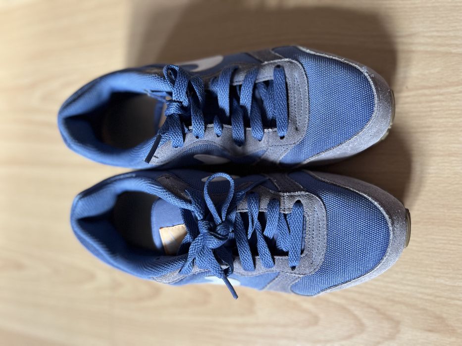 NIKE, tamanho 37,564585190079745122