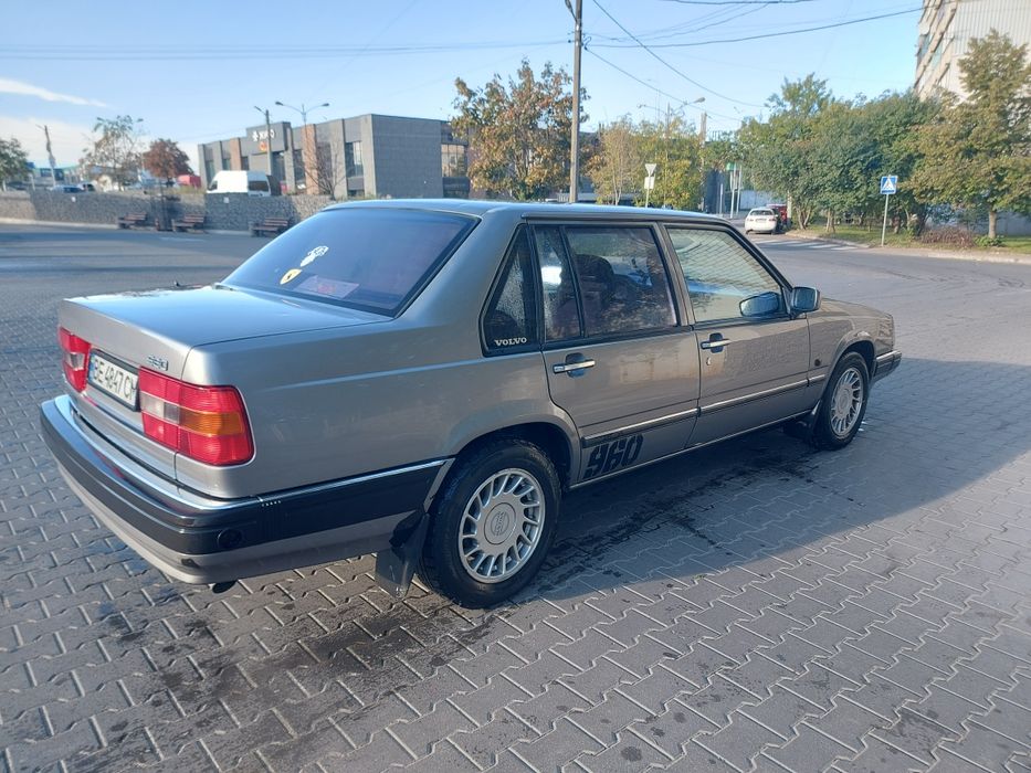 Volvo 960 надійний автомобіль