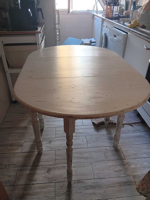 Mesa de cozinha pintura decapé