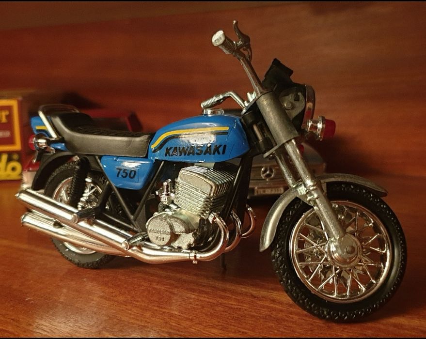 Politoys Polistil Kawasaki 750 z Pudełkiem!  Skala 1:15