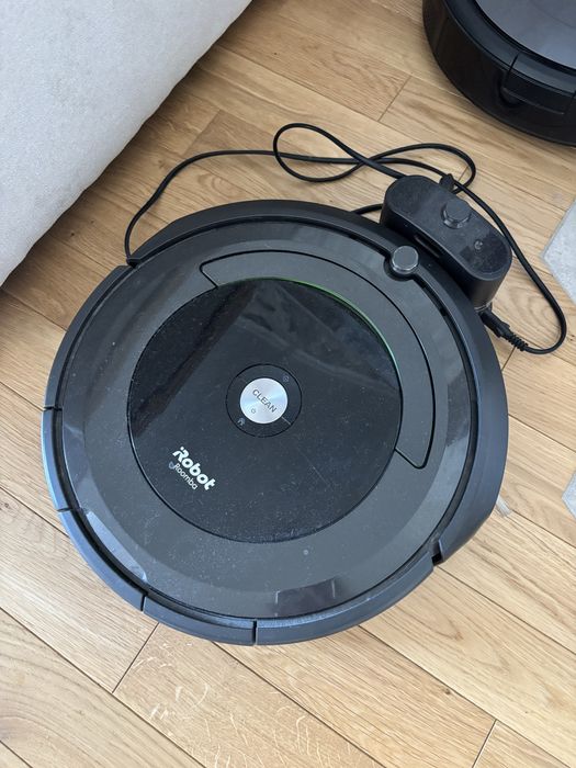 Irobot roomba odkurzajacy