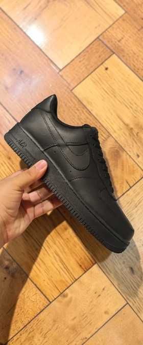 Nike Air Force 1 Czarny 45