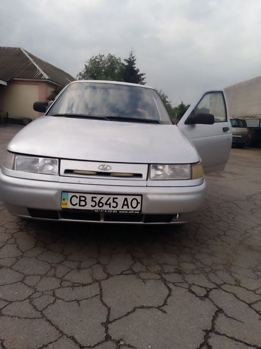 Продам автівку 2111
