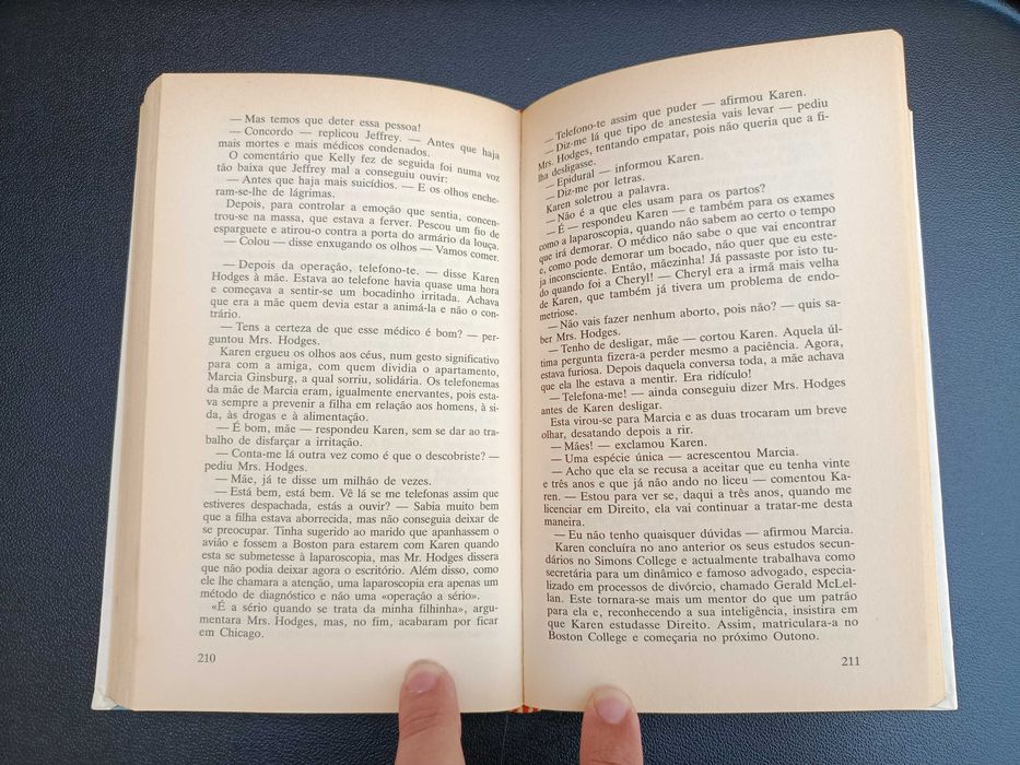 Livro "Intenção Criminosa", de Robin Cook