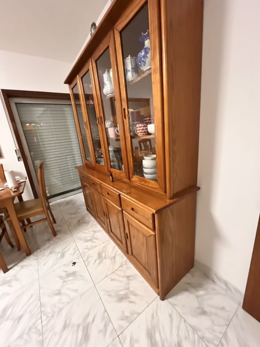 Estante com 100% madeira