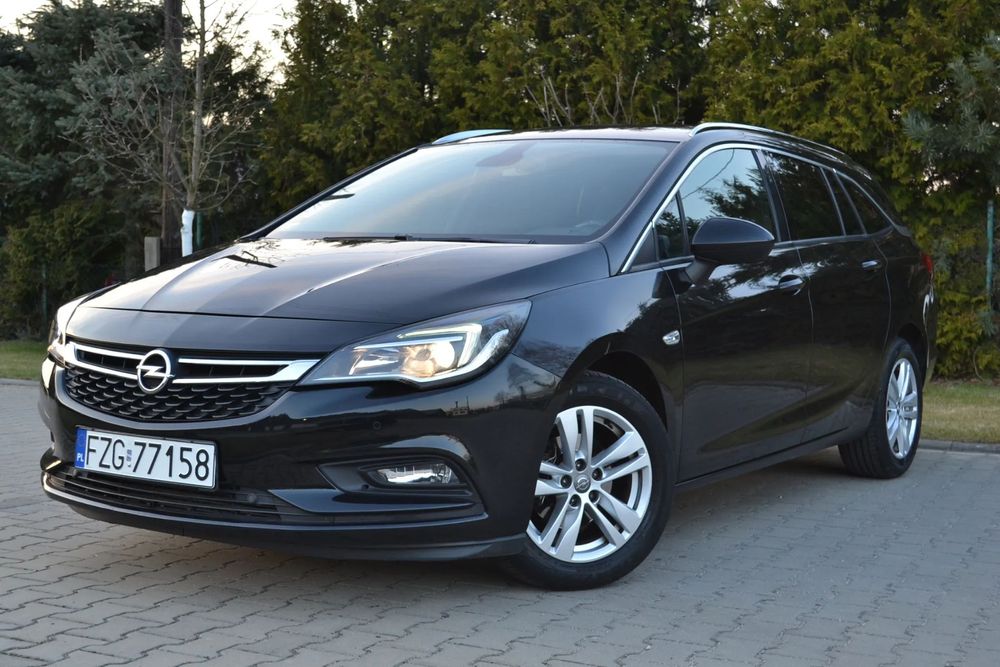 Opel Astra Zarejestrowany Navi