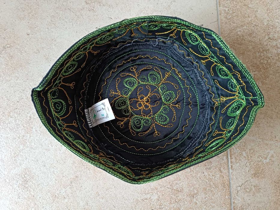 Chechia / Fez / Kufi - muzułmańska czapka, nakrycie głowy