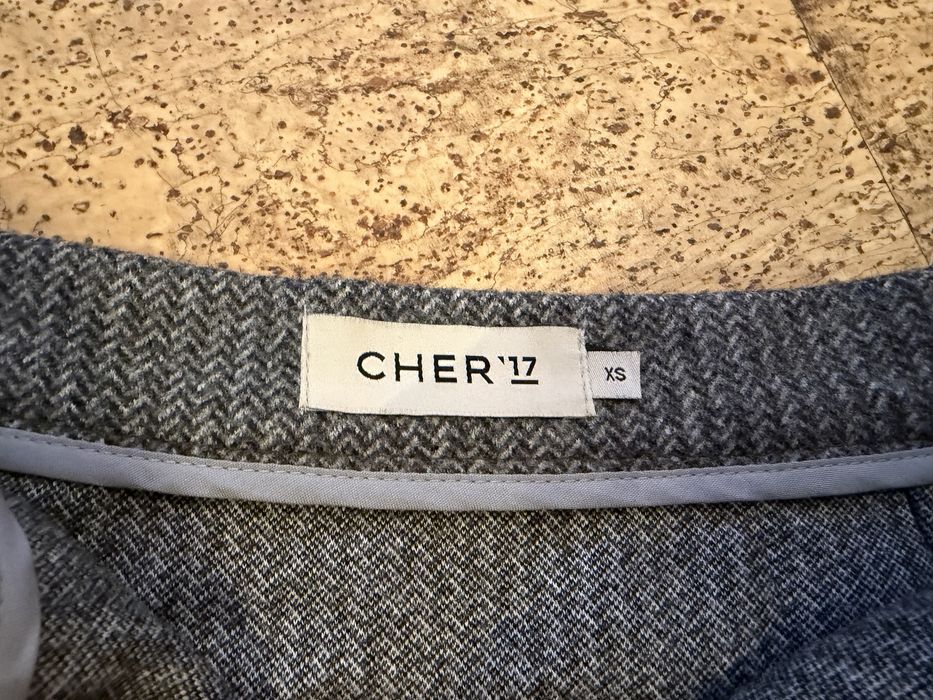 Продам спідницю cher 17