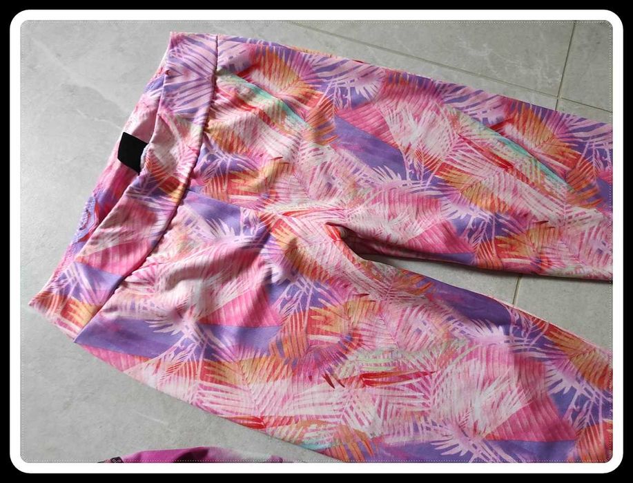 Legginsy sportowe wzorzyste kolorowe jogging siłownia 36 S - 38 M