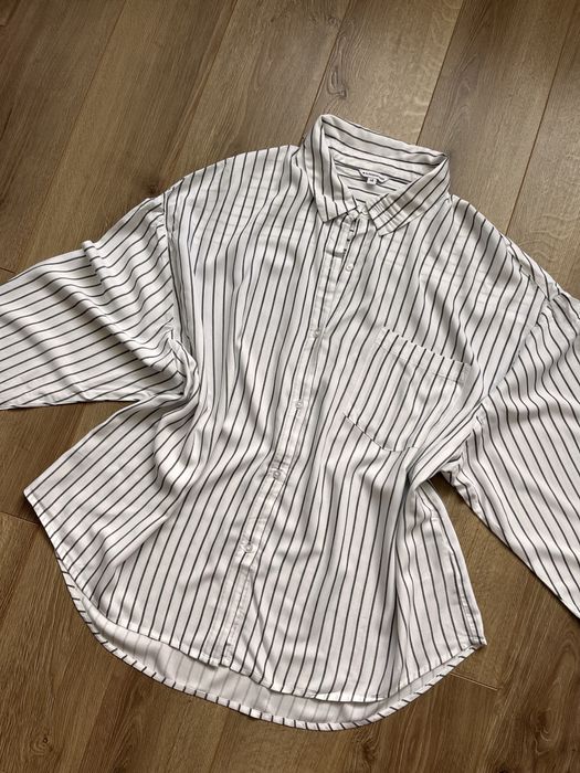 Biała koszula w paski 48