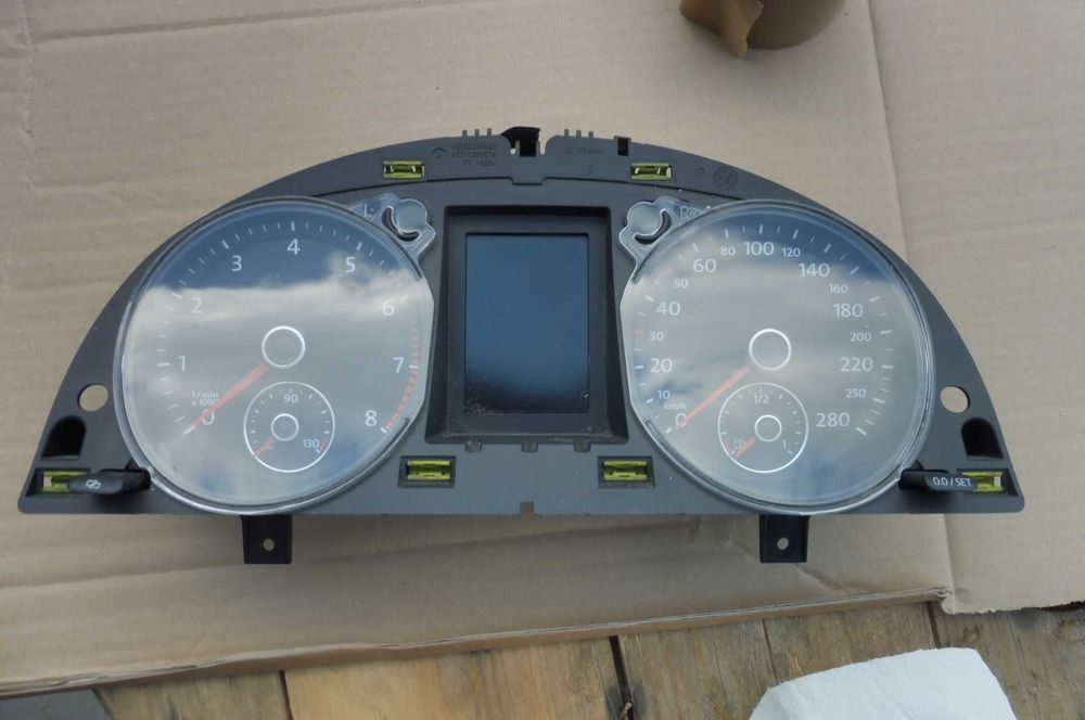 Licznik  Zegary  VW PASSAT CC 3.6 V6 DSG 08- EUROPA