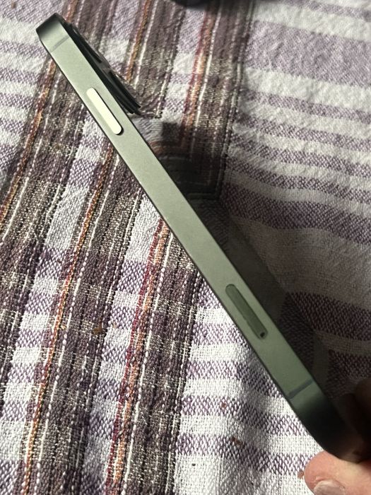 Iphone XR convertido 13 verde