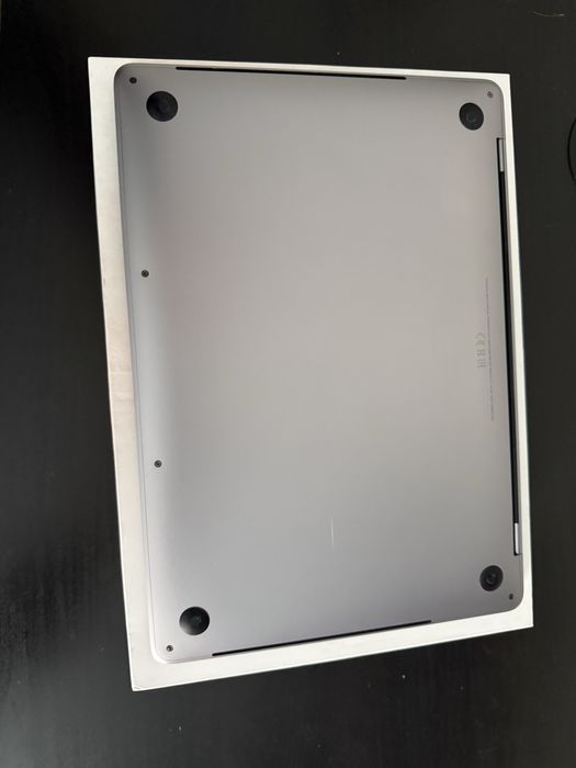 MacBook Pro 13”, 2018, dodatkowo w cenie iPad mini 2 + Magic Mouse