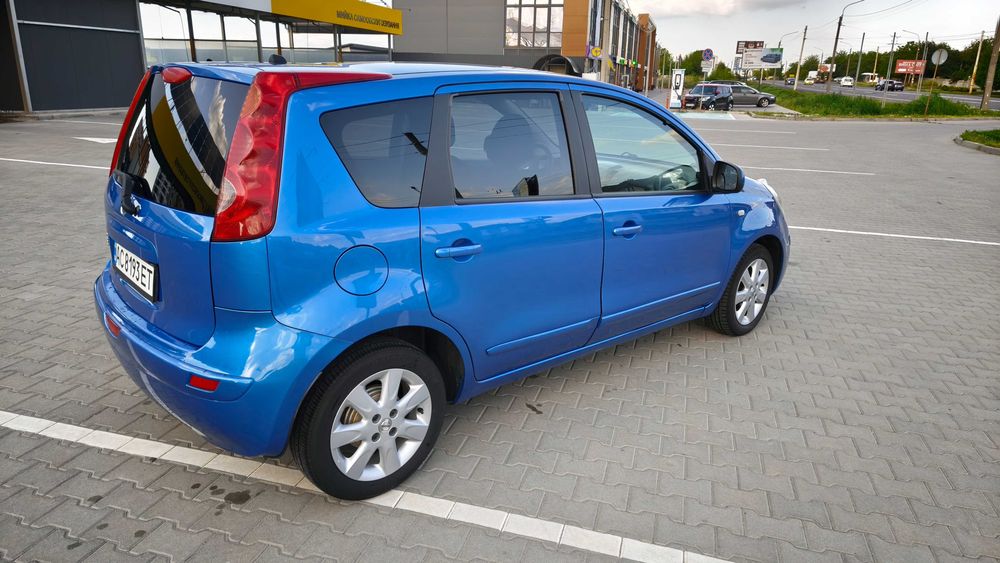 Nissan Note / 1,4 бензин / 2007