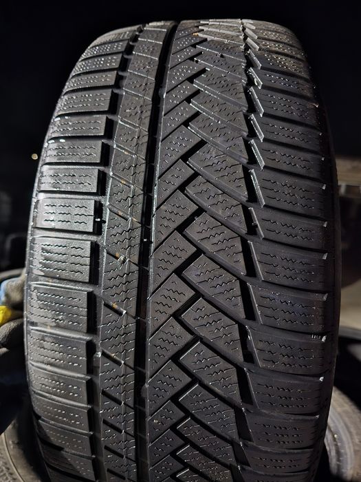 245/45R19 Continental WinterContact TS850P
