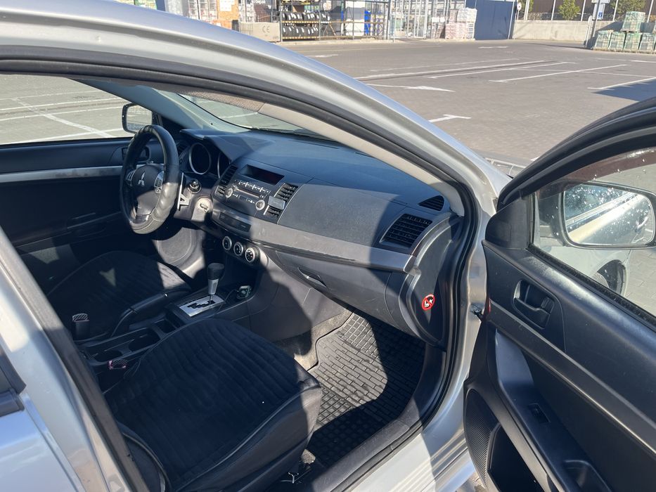 Продам Mitsubishi Lancer X