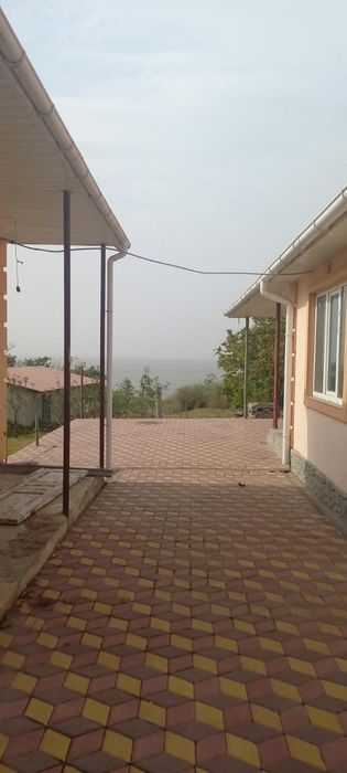 Будинок з чарівним видом на лиман (220-453)