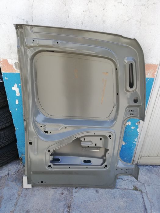 Porta trás esq citroen Berlingo Peugeot partner Opel combo Fiat doblo
