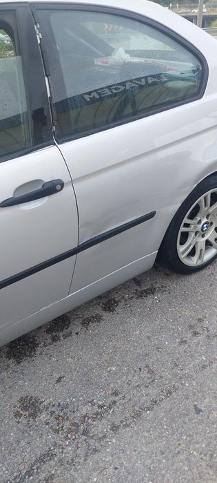 Vendo BMW Compact E46 320td 150cv..
260252 km reais .
Estorico de revi