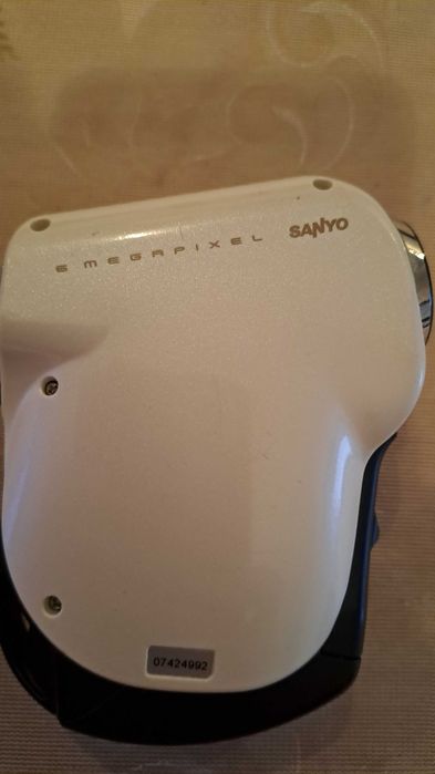 Câmara fotográfica e de vídeo Sanyo Xacti VPC-CA6. Para peças