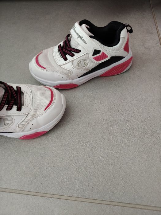 Snaykersy świecące diody