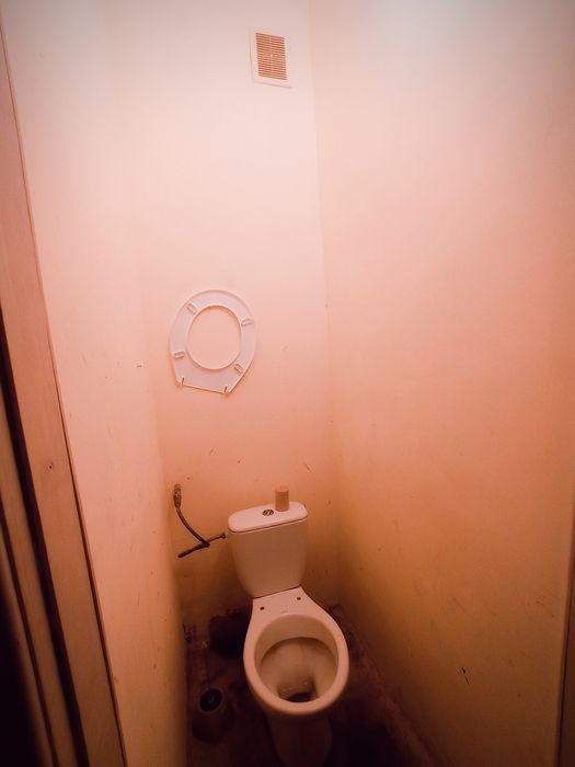 Продам супер гостинку возле метро Площадь Конституции...