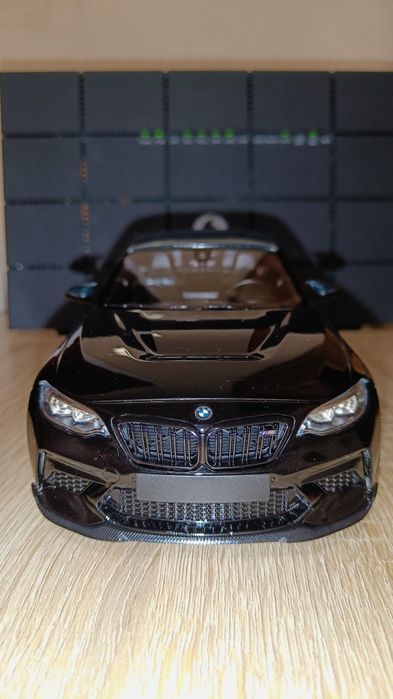 BMW M2 CS (1:18) - Minichamps