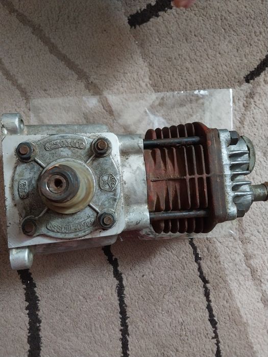 Продам компресор ЮМЗ