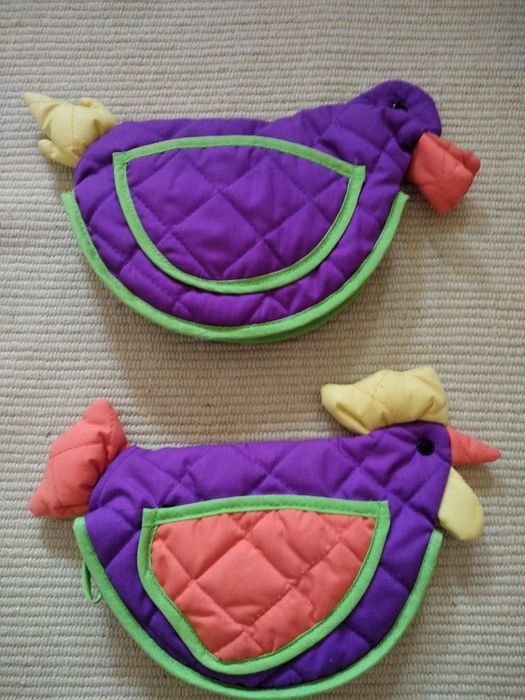 Pegas cozinha galinha e pato