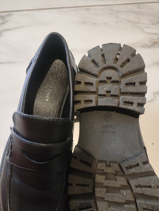 Шкіряні туфлі демісезон