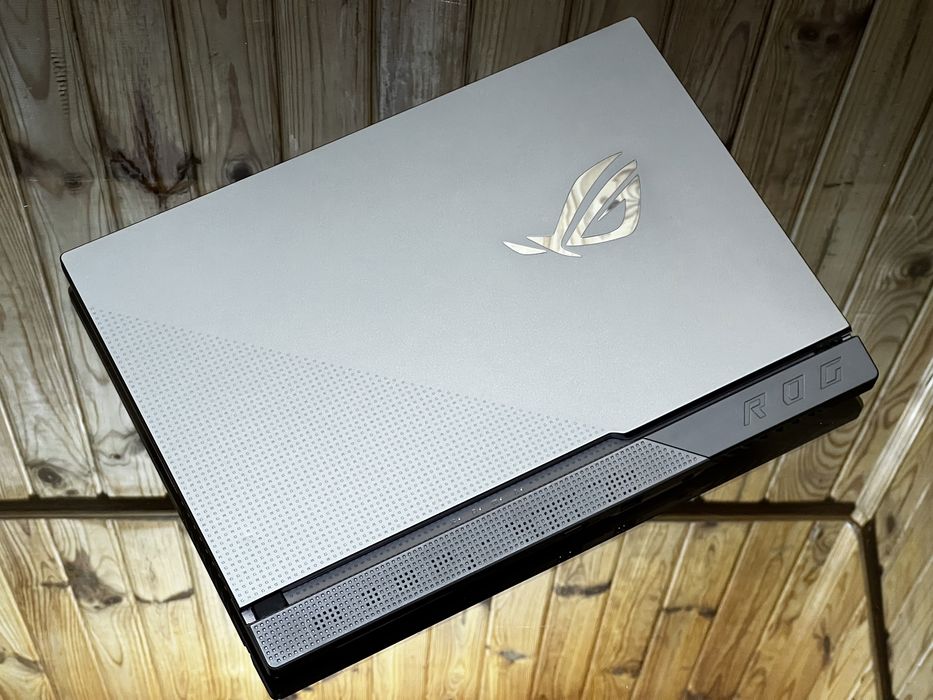 Як новий! Asus ROG 15, RTX3050, 144hz, Ryzen 7 4800h