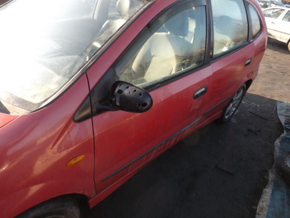 nissan almera tino 1,8 16v na części