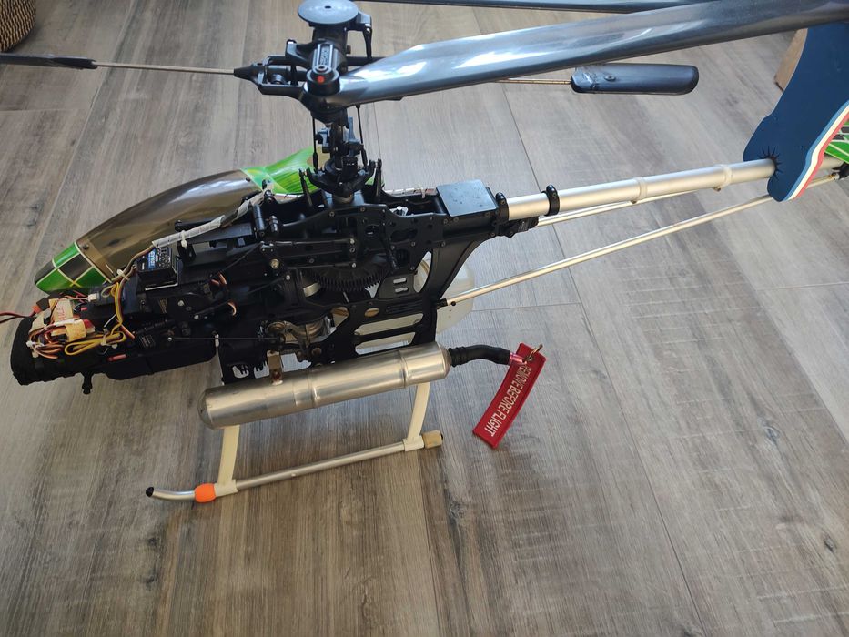 Helikopter Hirobo spalinowy