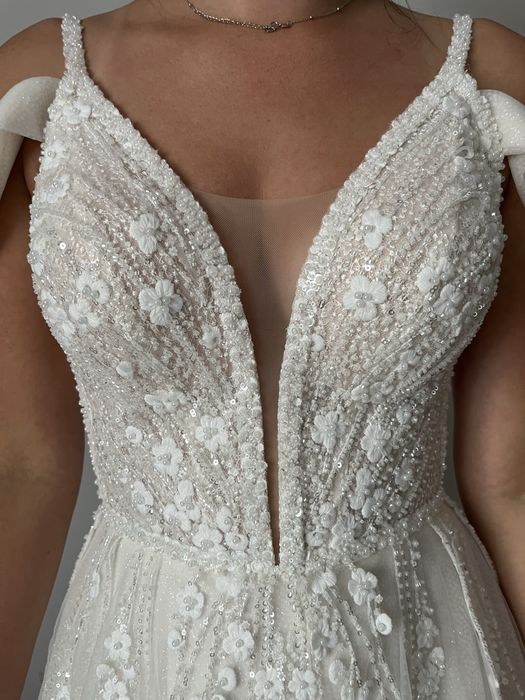 Suknia ślubna Divina Bridal – model Azuryt