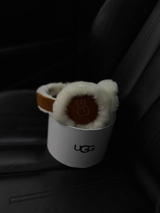 Хутряні замешеві UGG навушники рижі коричневі