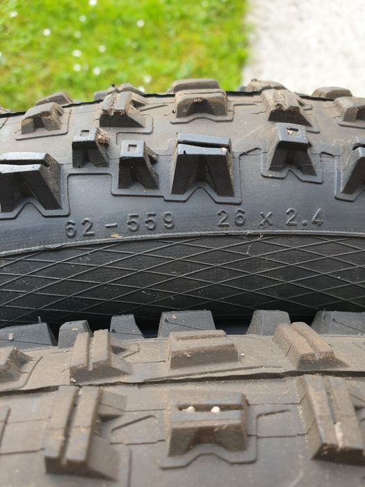 Opony Schwalbe Big Betty 26x2.4 downhill