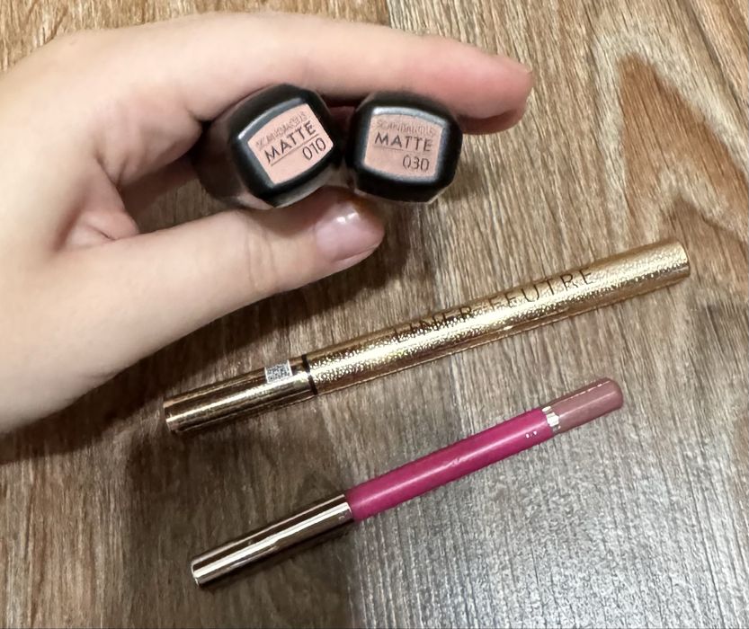 Сет помад + подарунок