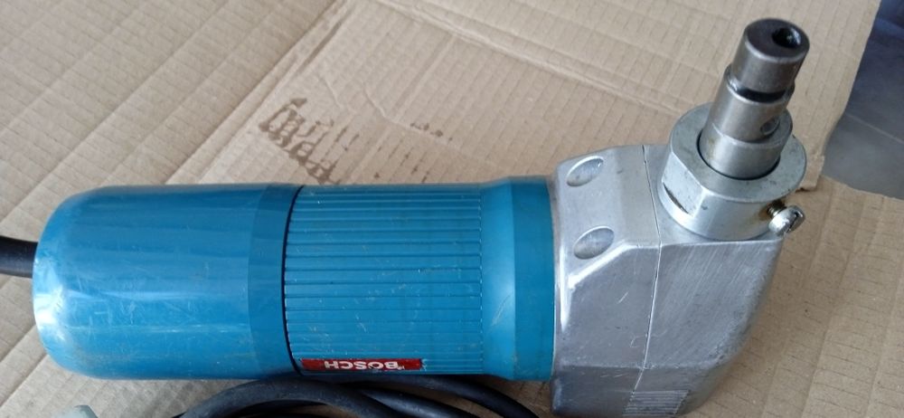 Cortadora/ Roedora de metal Bosch