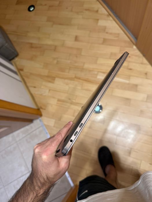MacBook Pro 15 2017 core i7 16Gb 256 Touchbar (не працює флеш памʼять)
