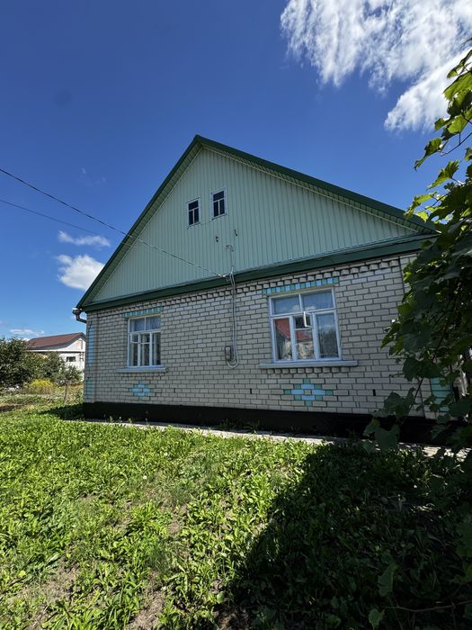 Продаж окремого будинку в м. Звягель