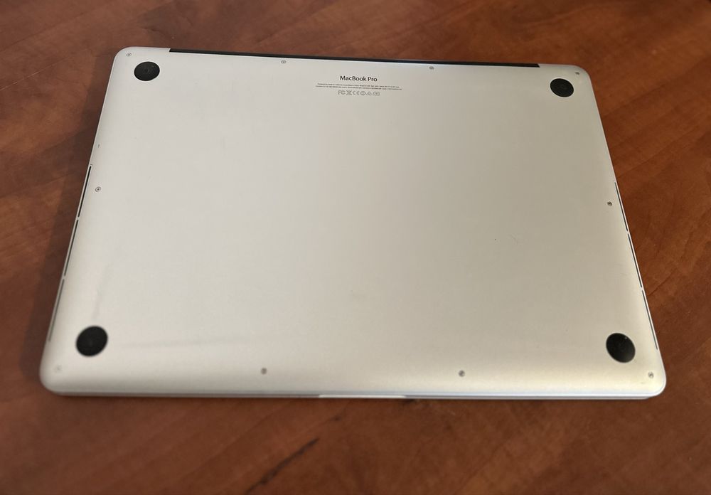 MacBook Pro 2014 15 (a1398, RETINA), 16/256gb — гарний стан