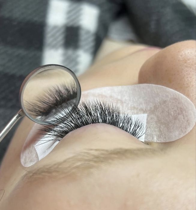 Наращивание ресниц / Нарощування вій