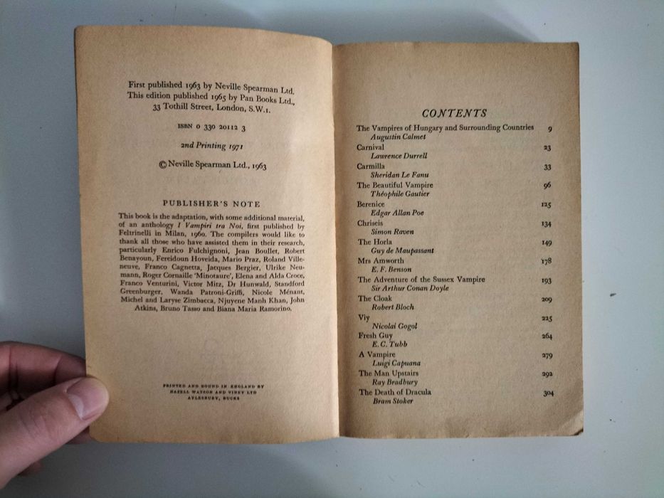 'The Vampire' - An anthology presented by Roger Vadim - 1965 Pan Books