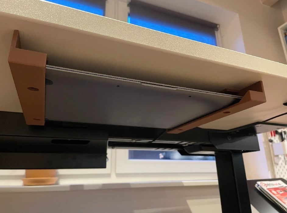 Підстільний тримач для ноутбуків та MacBook