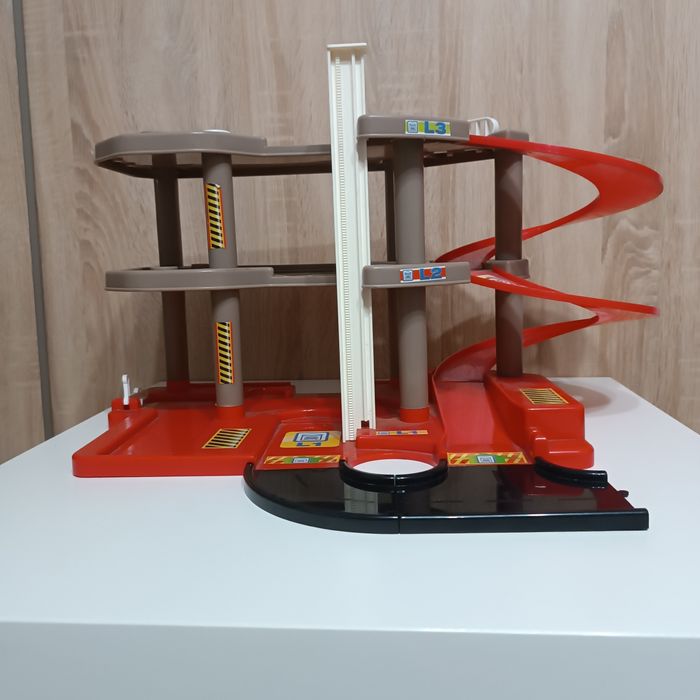 Zabawka Parking + ulice