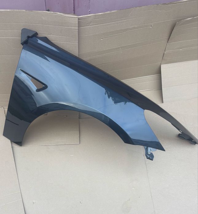 Ідеальний стан сірий шрафітовий PMNG праве Крило тесла М3 model 3 ліве
